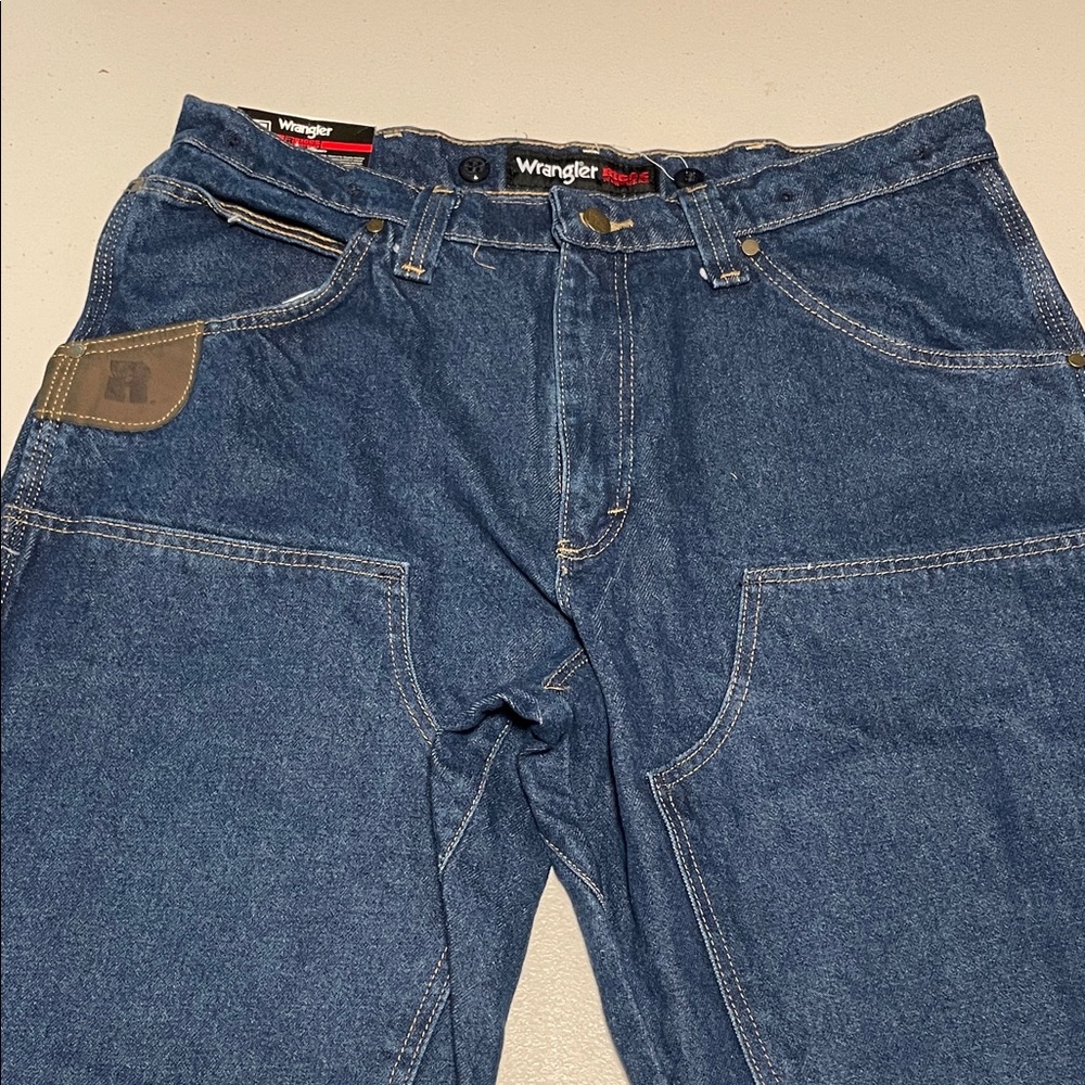 Wrangler Men's Relaxed Fit Dark Blue Jeans